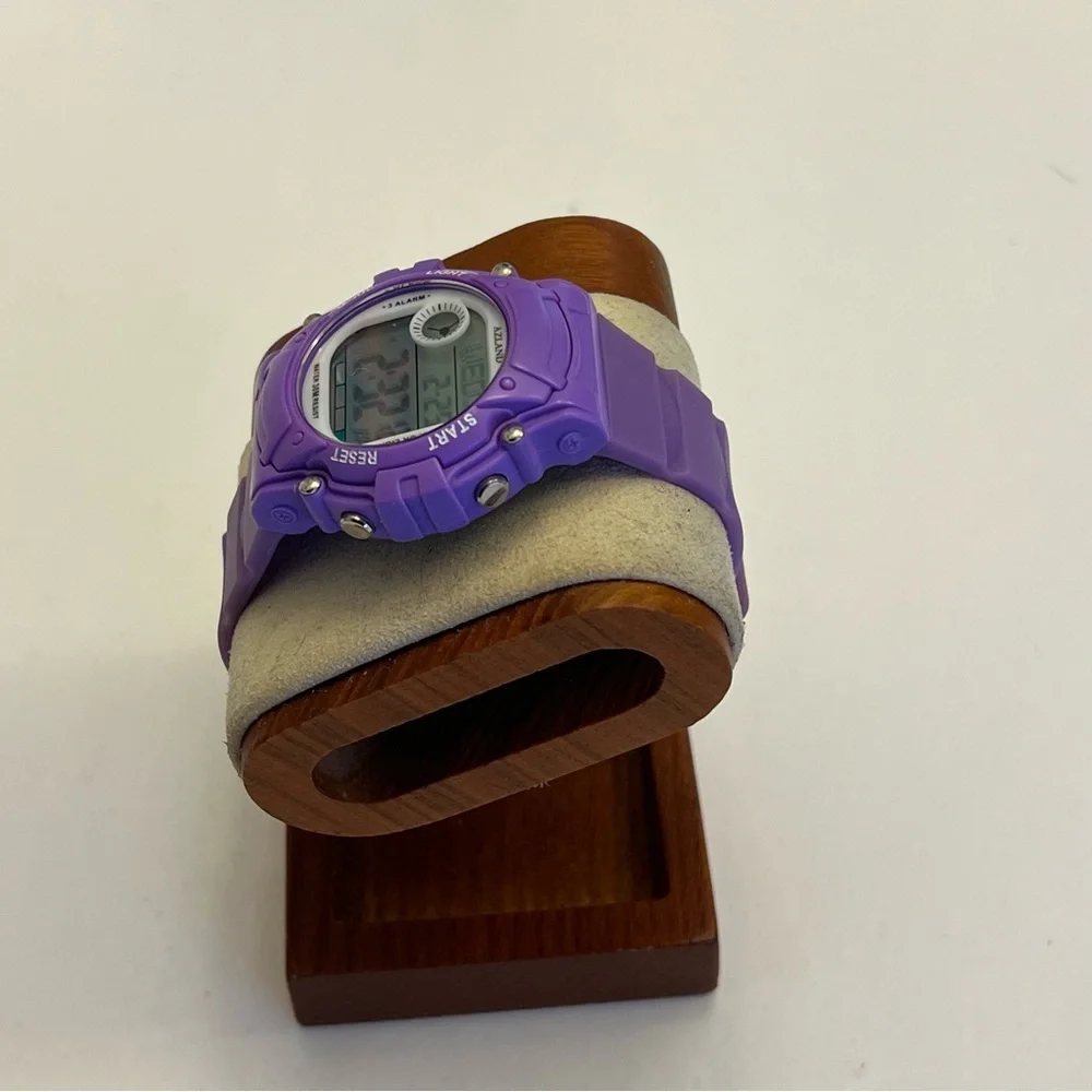 Azland KW023, Digital Watch, Like New, Purple‎
